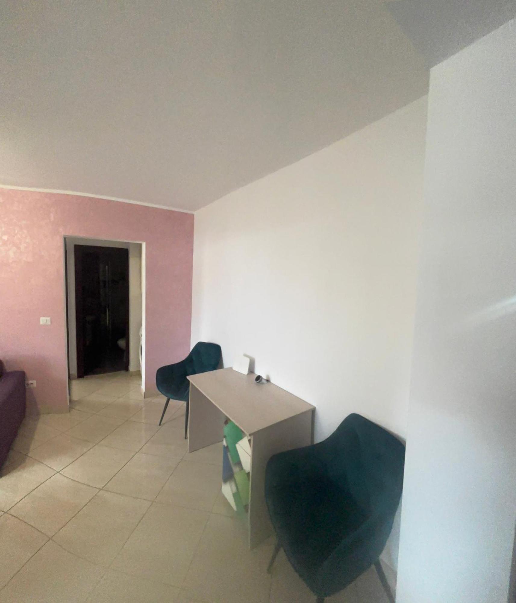 KM 0 Residence Piatra Neamţ Exterior foto